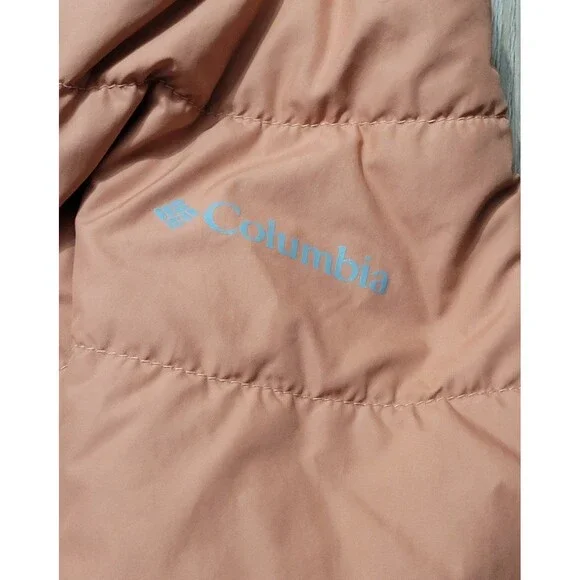 Columbia Women's Puffer Jacket in Peach with Faux Fur Hood - Picture 5 of 10